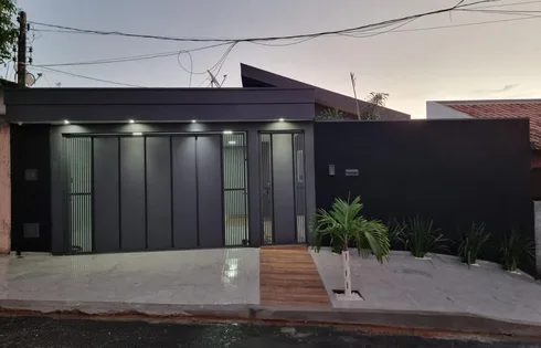 Casa em Jardim Lavínia, Marília