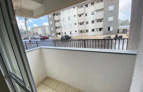Apartamento em Jardim Araxa, Marília