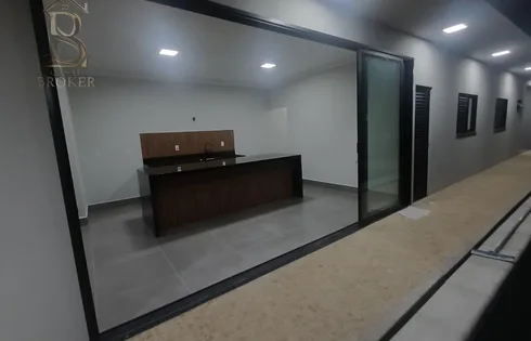 Casa em Centro (padre Nóbrega), Marília