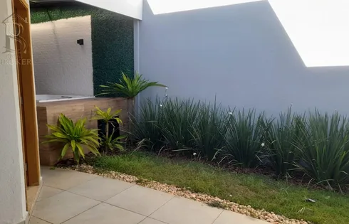 Casa em César de Almeida, Marília