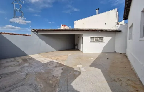 Casa em Alto Cafezal, Marília