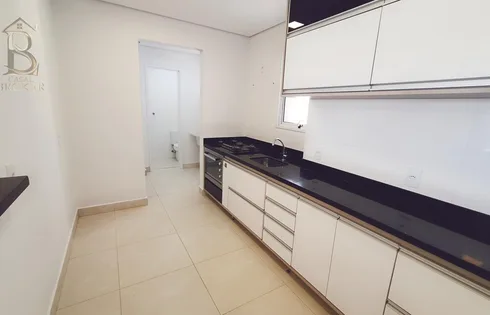 Apartamento em Palmital, Marília