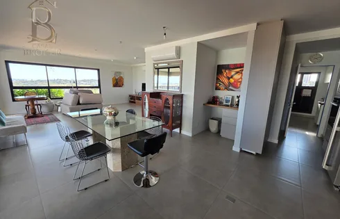 Apartamento em Parque das Árvores, Marília