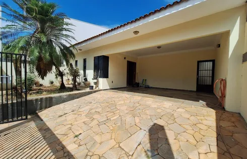 Casa em Jardim Maria Izabel, Marília