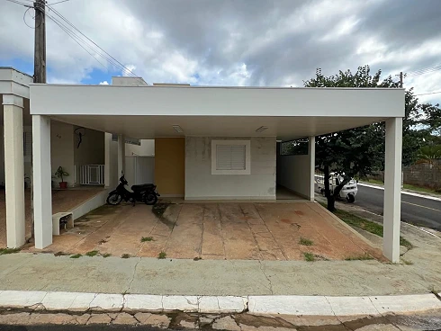 Casa em Sítios de Recreio Nascimento, Marília