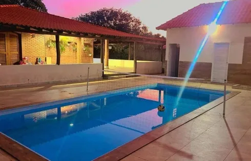 Casa em Estância Oralina, Oriente