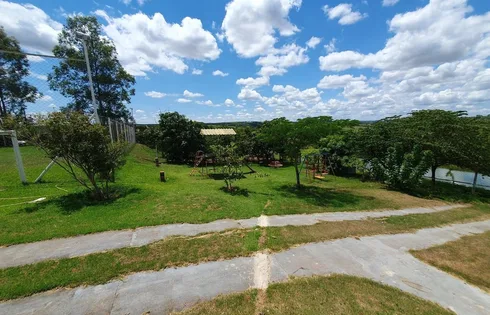 Casa em Dirceu (distrito de Marilia), Marília