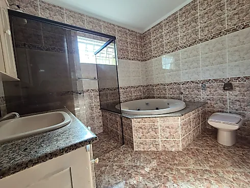 Casa 3 Quartos com Churrasqueira - Residencial Vale Verde