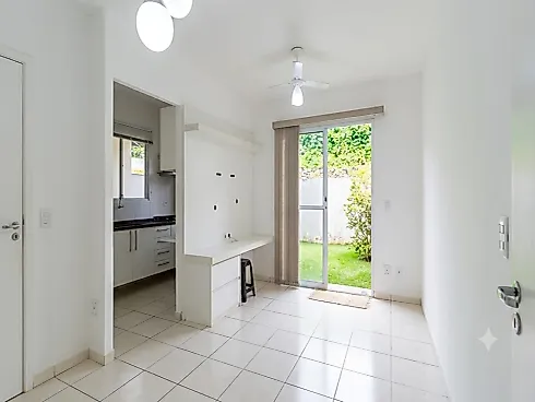 Casa 2 Quartos - Jardim Nazareth