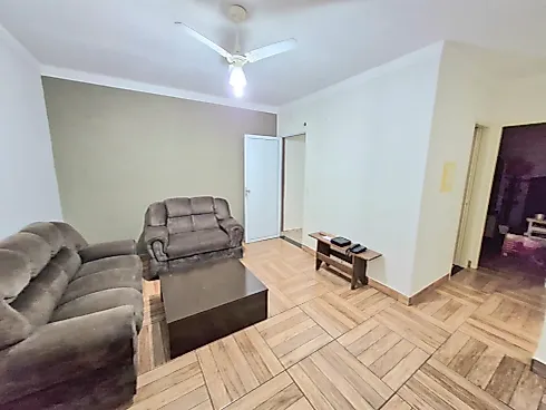 Casa 3 Quartos com 1 Suíte - Jardim Nazareth