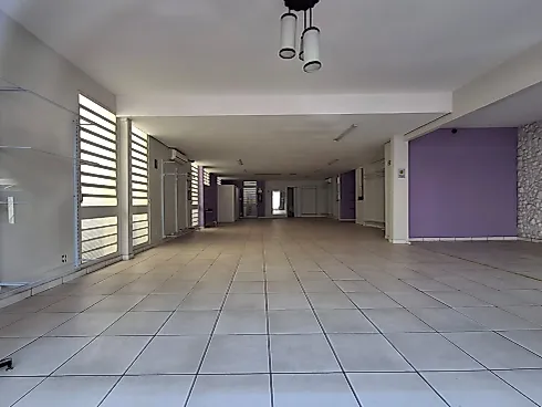 Loja térrea em Jardim Marília, Marília