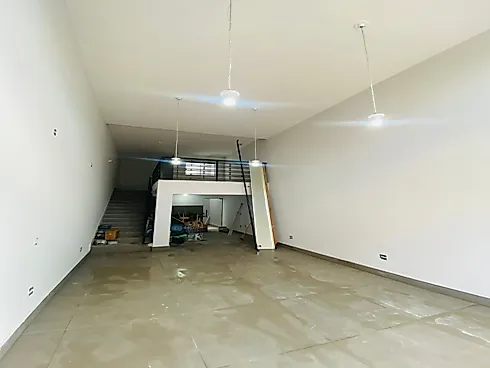 Loja térrea em Bassan, Marília