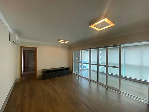 Apartamento 3 Quartos Piscina no Edifício Marselha - Barbosa