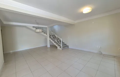 Casa em Parque das Esmeraldas, Marília