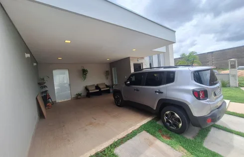 Casa em Residencial Villa Flora Aquarius, Marília