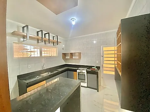 Casa 2 Quartos com Churrasqueira - Jardim Bandeirantes - Casa em Jardim Bandeirantes, Marília - Foto 1