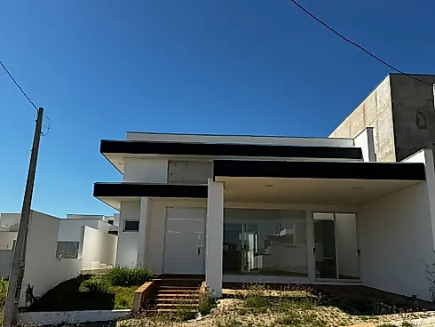 Casa 3 Quartos no Recanto das Esmeraldas 1 - Recanto das Esmeraldas - Casa em Recanto das Esmeraldas, Marília - Foto 1
