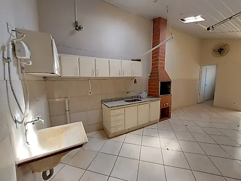 Casa 3 Quartos com Churrasqueira - Conjunto Habitacional Monsenhor João Batista Toffoli