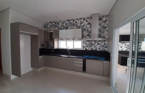 Casa em Esmeralda Residence II, Marília
