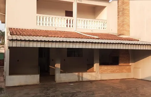 Casa em Banzato, Marília