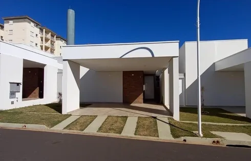 Casa em Jardim Esmeralda, Marília