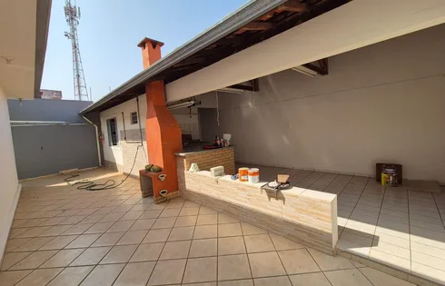 Casa em Jardim Guarujá, Marília