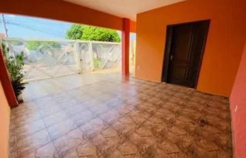 Casa em Jardim Esplanada, Marília