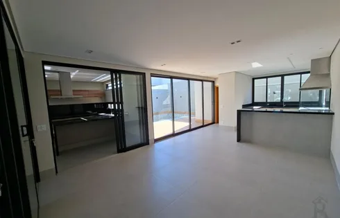 Casa em Jardim Tangará, Marília