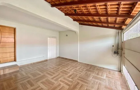 Casa em Jardim Monte Castelo, Marília
