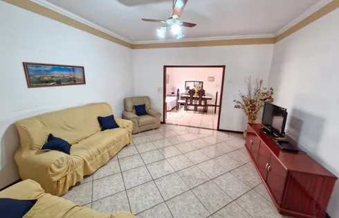 Casa em Jardim Monte Castelo, Marília