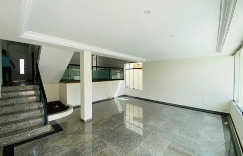 Casa em Parque das Esmeraldas, Marília