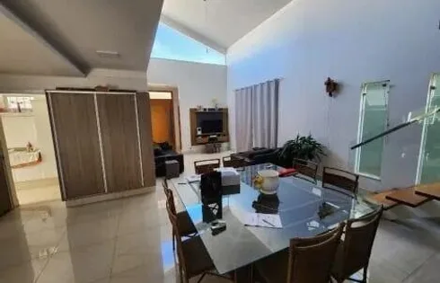 Casa em Parque das Esmeraldas, Marília