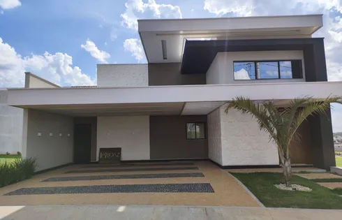 Casa em Jardim Tangará, Marília