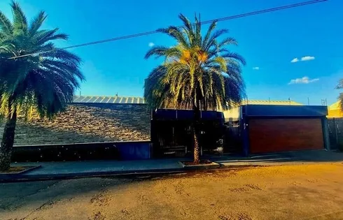 Casa em Jardim Tropical, Marília