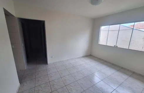 Casa em Núcleo Habitacional Costa e Silva, Marília