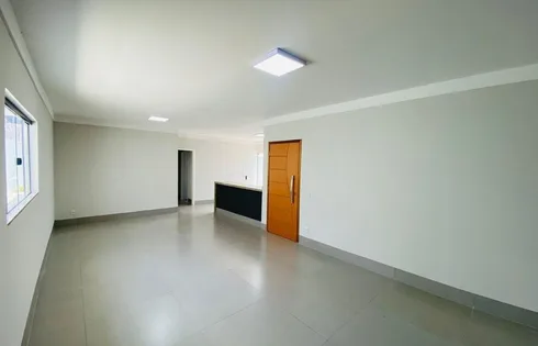Casa em Jardim Marília, Marília