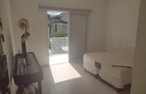 Casa em Balneário Mogiano, Bertioga