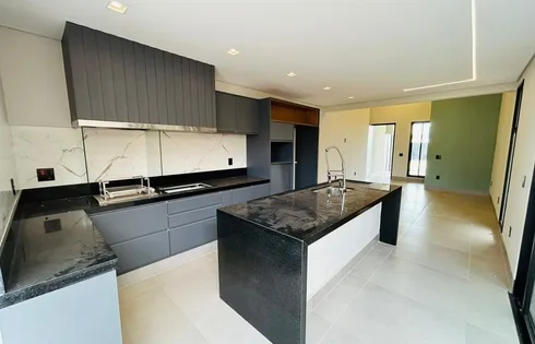 Casa em Jardim Verona, Marília