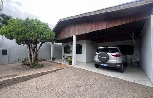 Casa em Jardim Alvorada, Marília