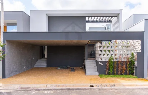 Casa em Parque das Esmeraldas, Marília