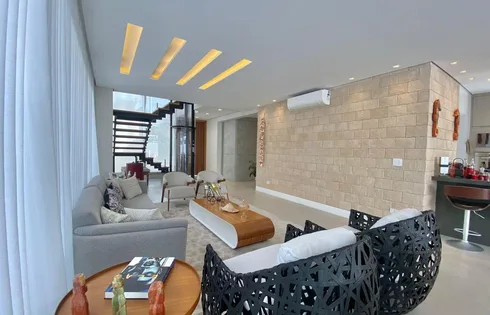 Casa em Condomínio Hanga Roa, Bertioga