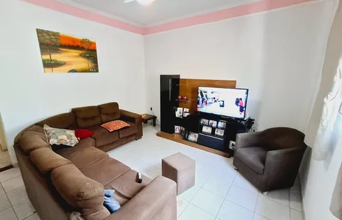 Casa em Núcleo Habitacional Presidente Jânio da Silva Quad, Marília