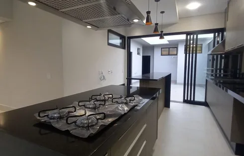 Casa em Alto Cafezal, Marília