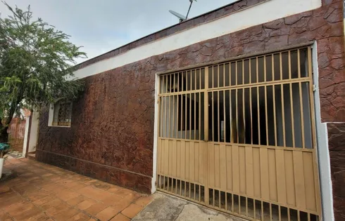 Casa em Alto Cafezal, Marília