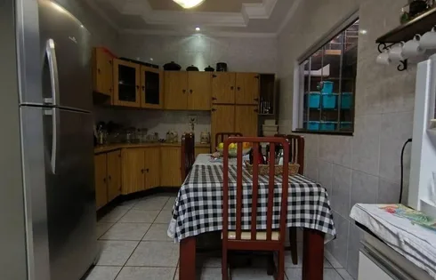 Casa em Jardim Luciana, Marília