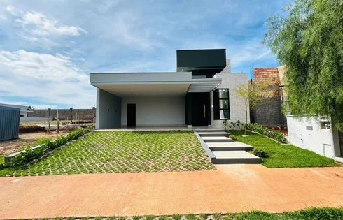 Casa em Loteamento Residencial e Comercial Fazenda Sao Seb, Marília