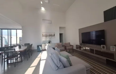 Casa em Esmeralda Residence II, Marília