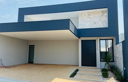 Casa 3 Quartos com 3 Suítes e 250m² - Lácio