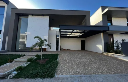 Casa em Jardins de Renoir, Marília
