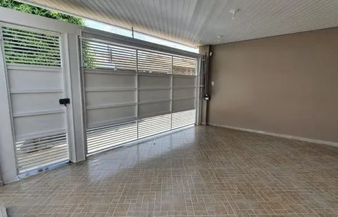 Casa em Núcleo Habitacional Doutor Aniz Badra, Marília